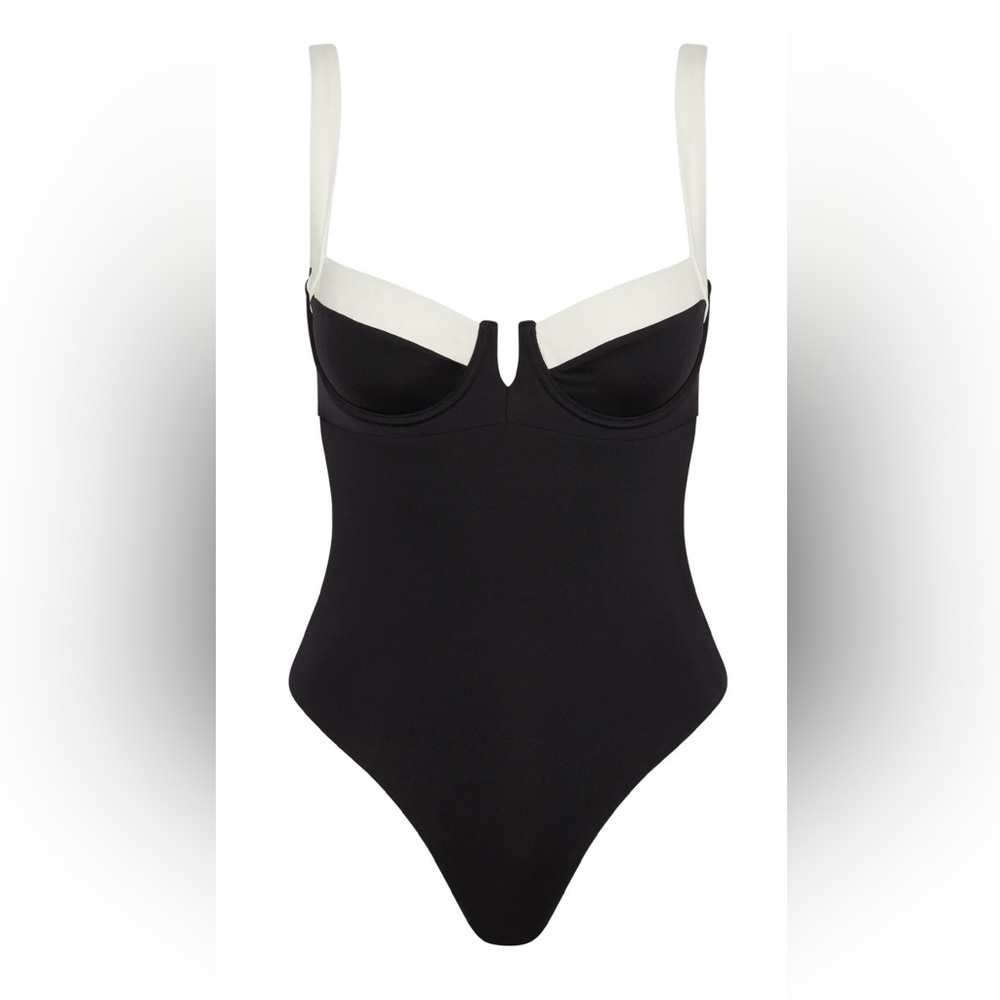 Monday Swimwear clovelly one piece